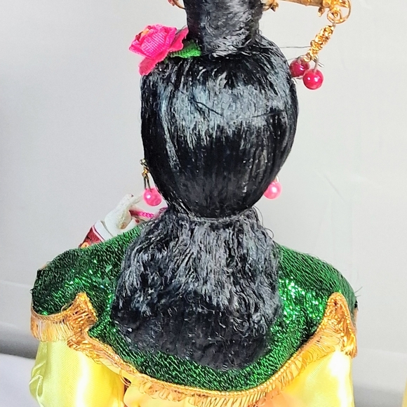 Set Of 2 Japanese Intricate Ornate 16" Collectible Dolls - Picture 11 of 12